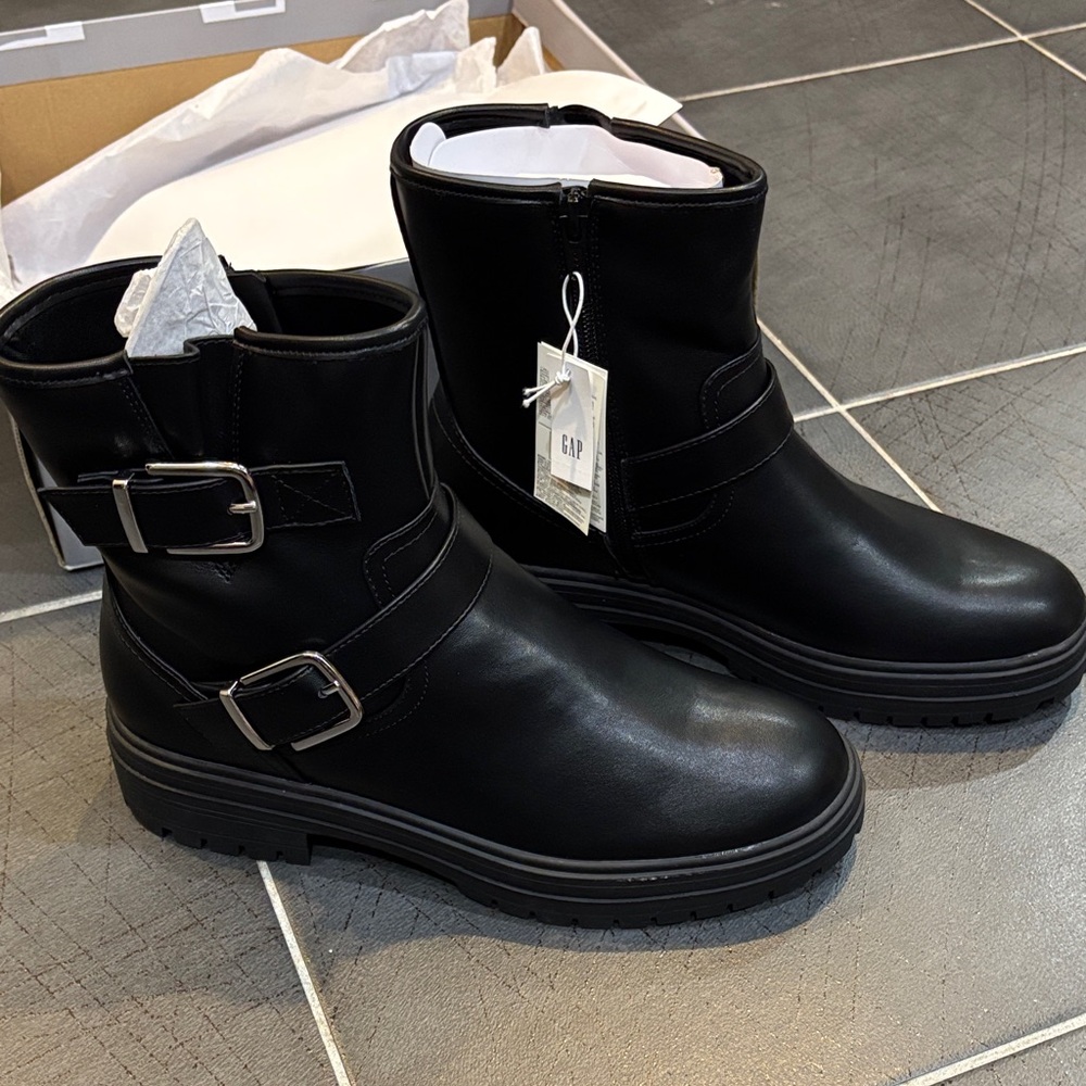 GAP Women's Black Combat Boots